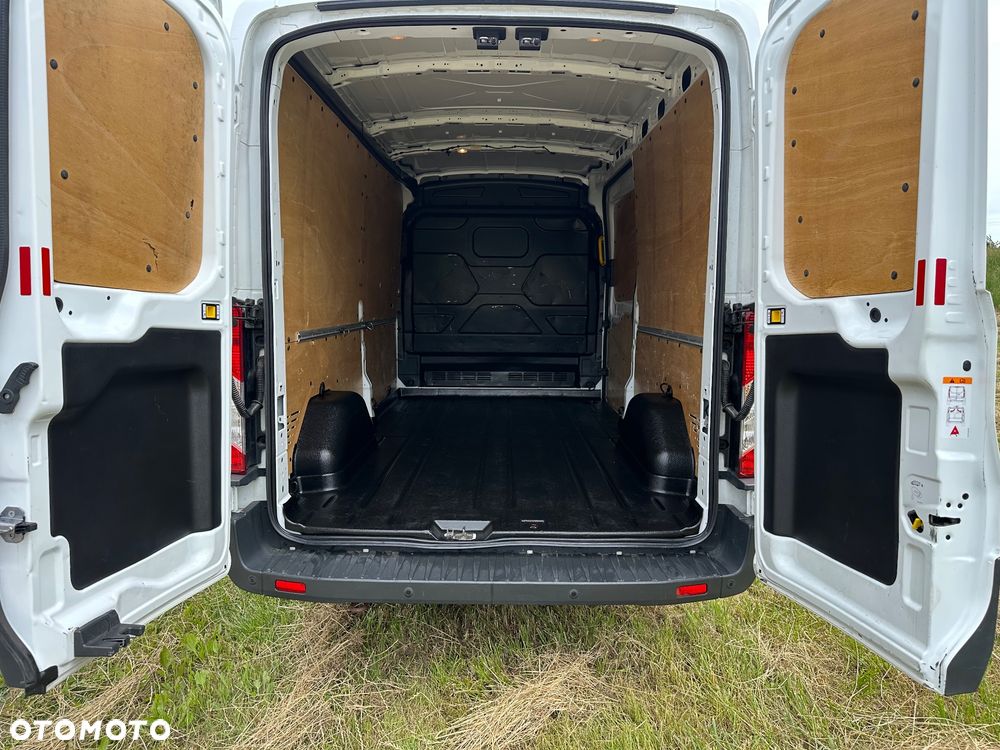 Ford Transit - 10