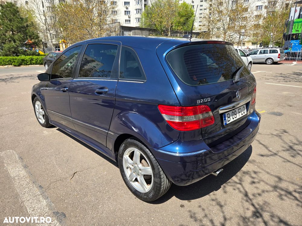 Mercedes-Benz B 200 - 4