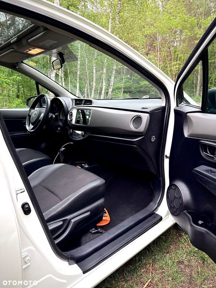 Toyota Yaris - 17