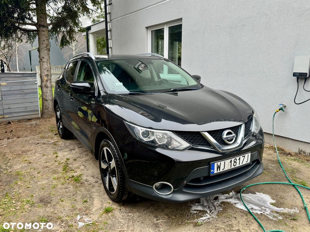 Nissan Qashqai 1.2 DIG-T N-Connecta EU6 - 1