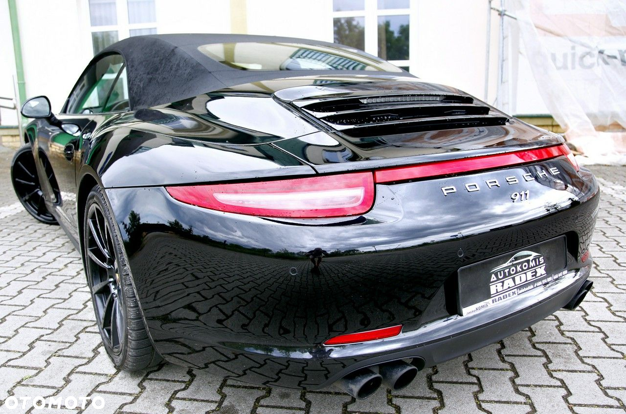 Porsche 911 - 28