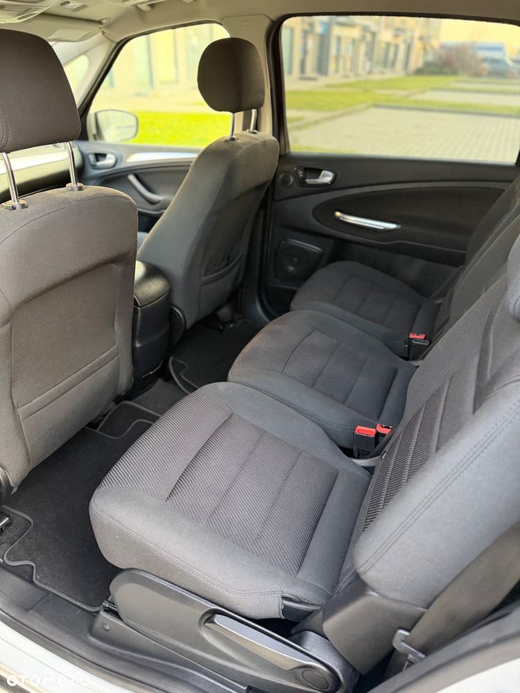 Ford S-Max 2.0 TDCi DPF Titanium - 6