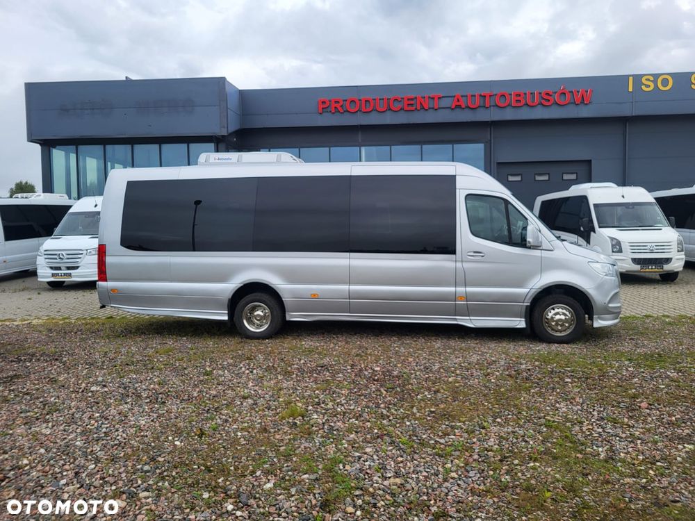 Mercedes-Benz Sprinter 517 CDI NOWA ZABUDOWA 24 miejsca +3 stojące - 6