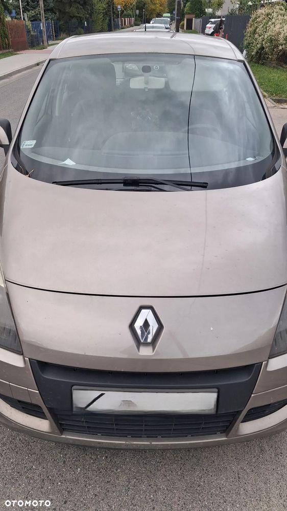Renault Scenic - 1