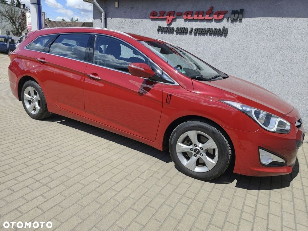 Hyundai i40 i40cw 1.7 CRDi Fifa World Cup Edition - 9