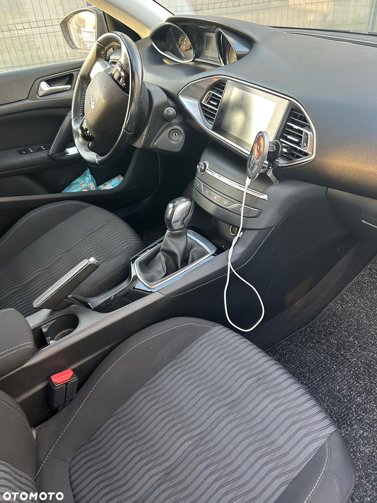 Peugeot 308 1.6 BlueHDi Access S&S - 5