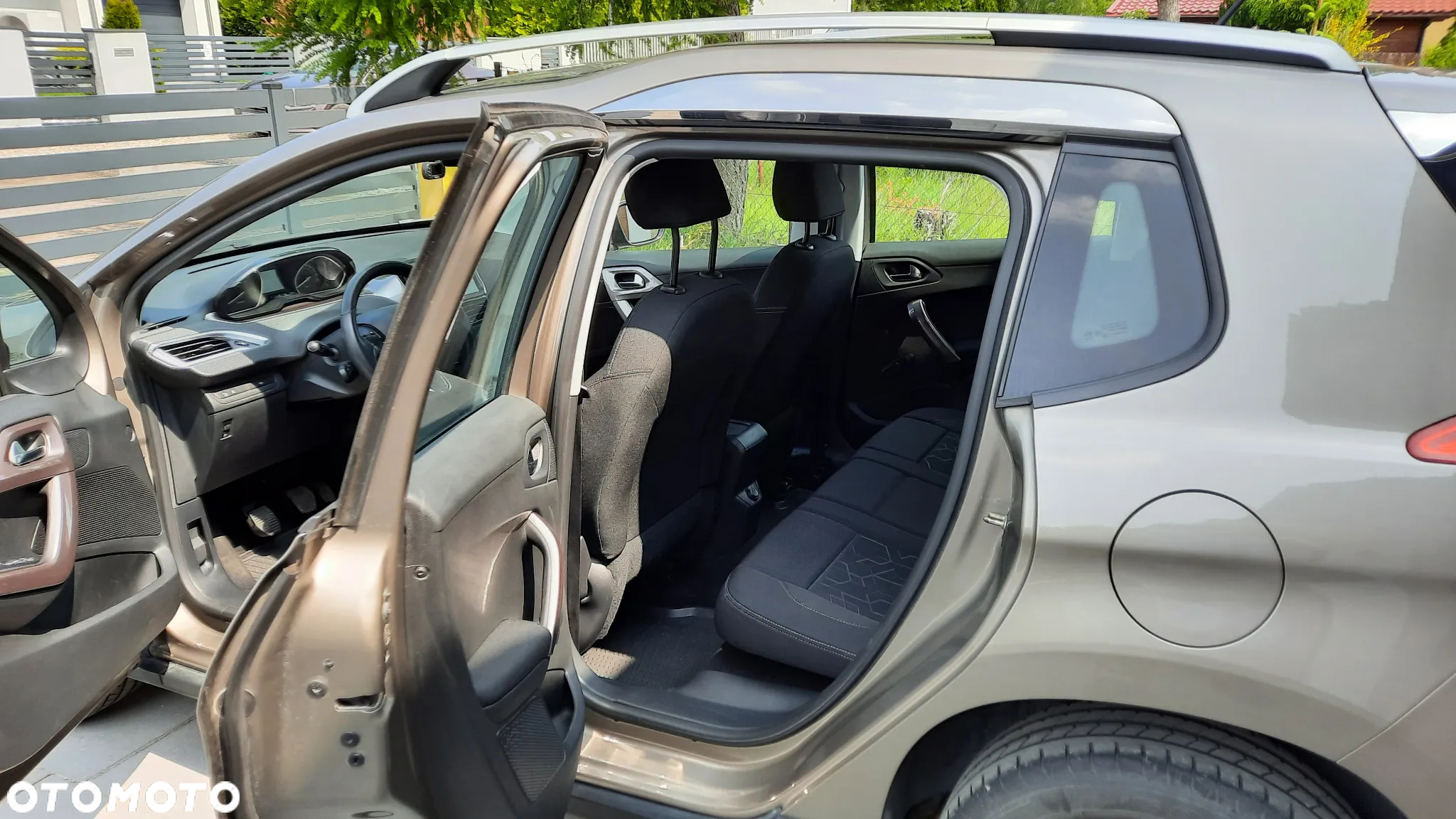 Peugeot 2008 1.6 VTi Active - 8