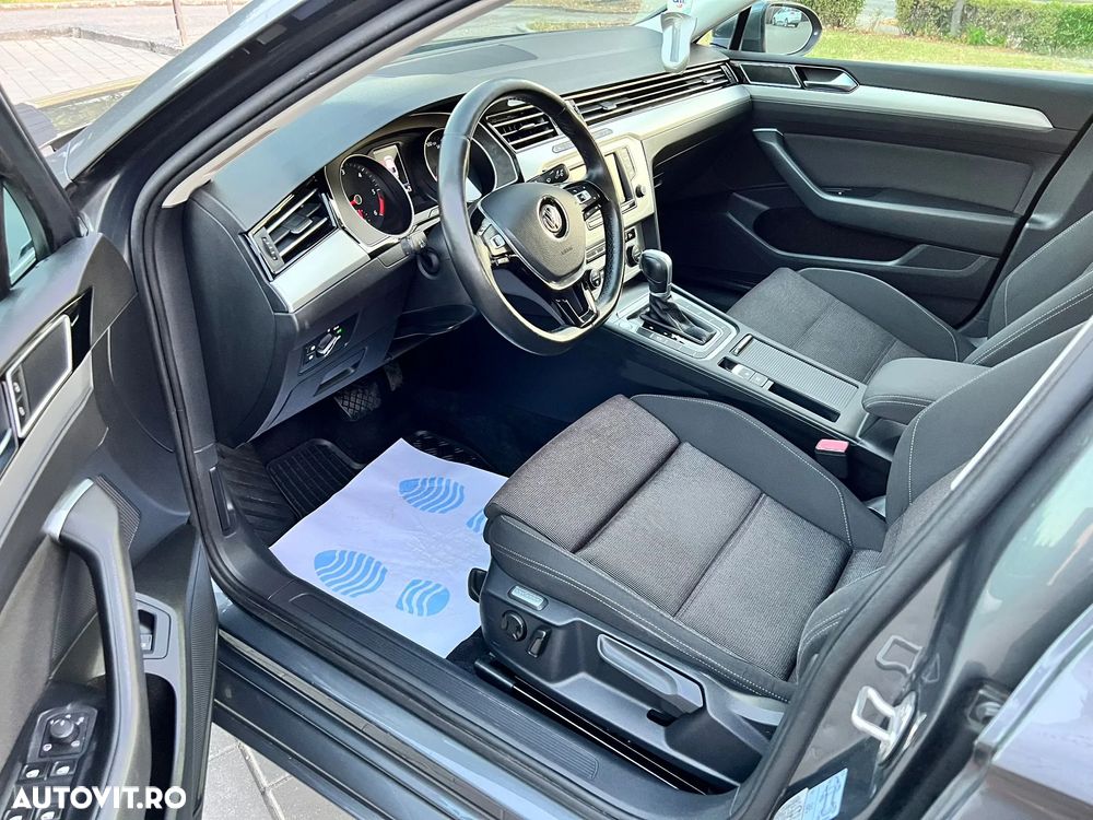 Volkswagen Passat Variant 2.0 TDI DSG (BlueMotion Technology) Comfortline - 17