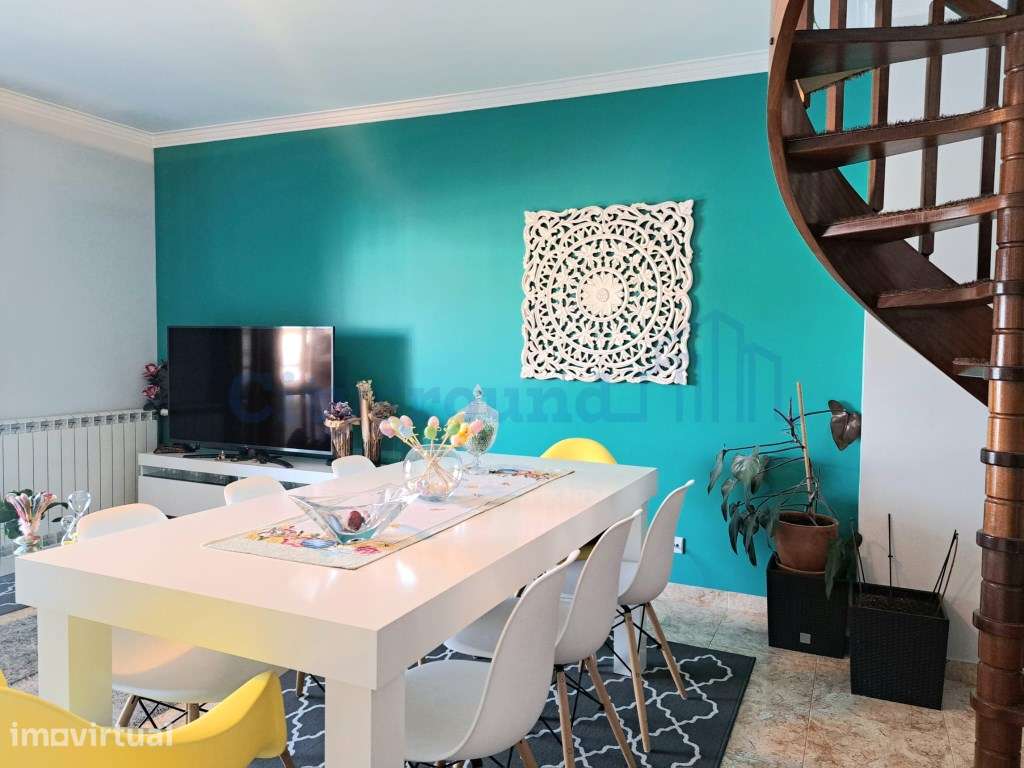 Apartamento Duplex T3 com Garagem | Centro de Ourém - Grande imagem: 3/25