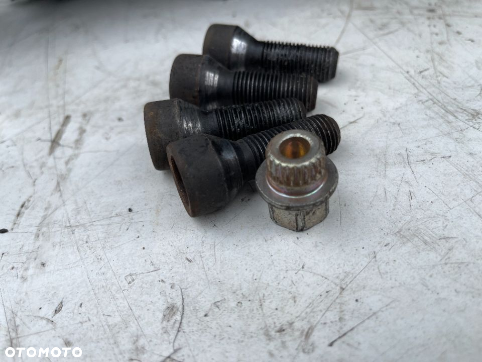 Śruby zabezpieczające do kół nr 38 Bmw e39 e46 e90 e91 - 3