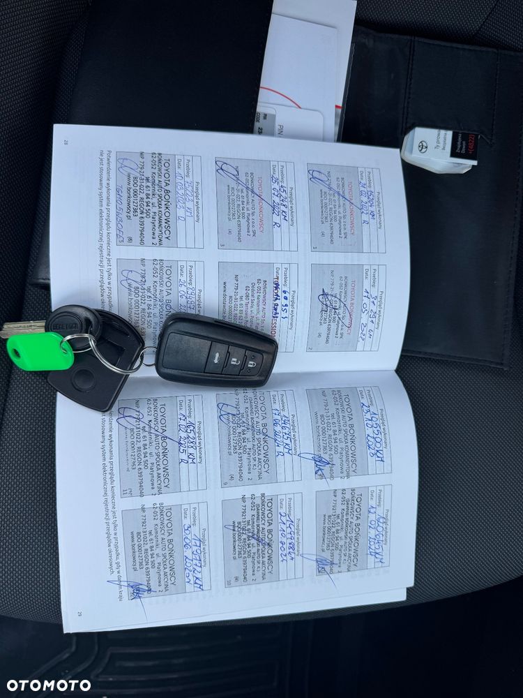 Toyota Corolla 1.8 Hybrid Comfort - 17