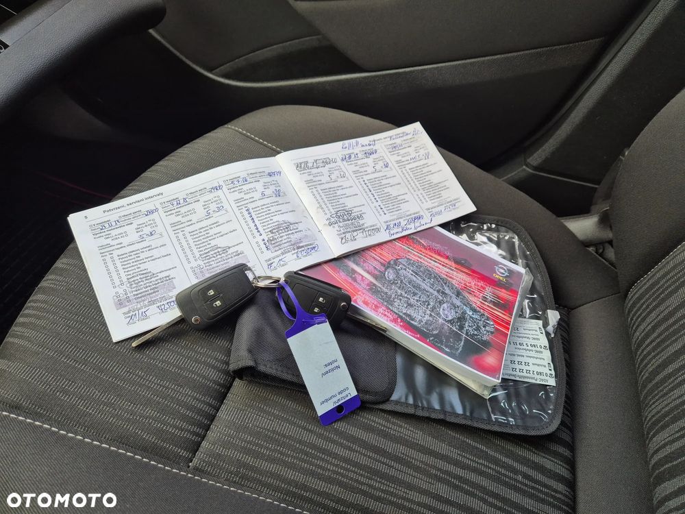 Opel Astra 1.6 Style - 38