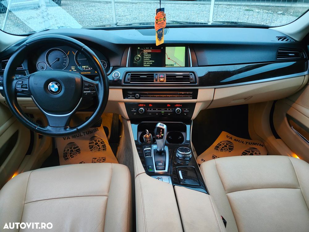 BMW Seria 5 520d Aut. Luxury Line - 12