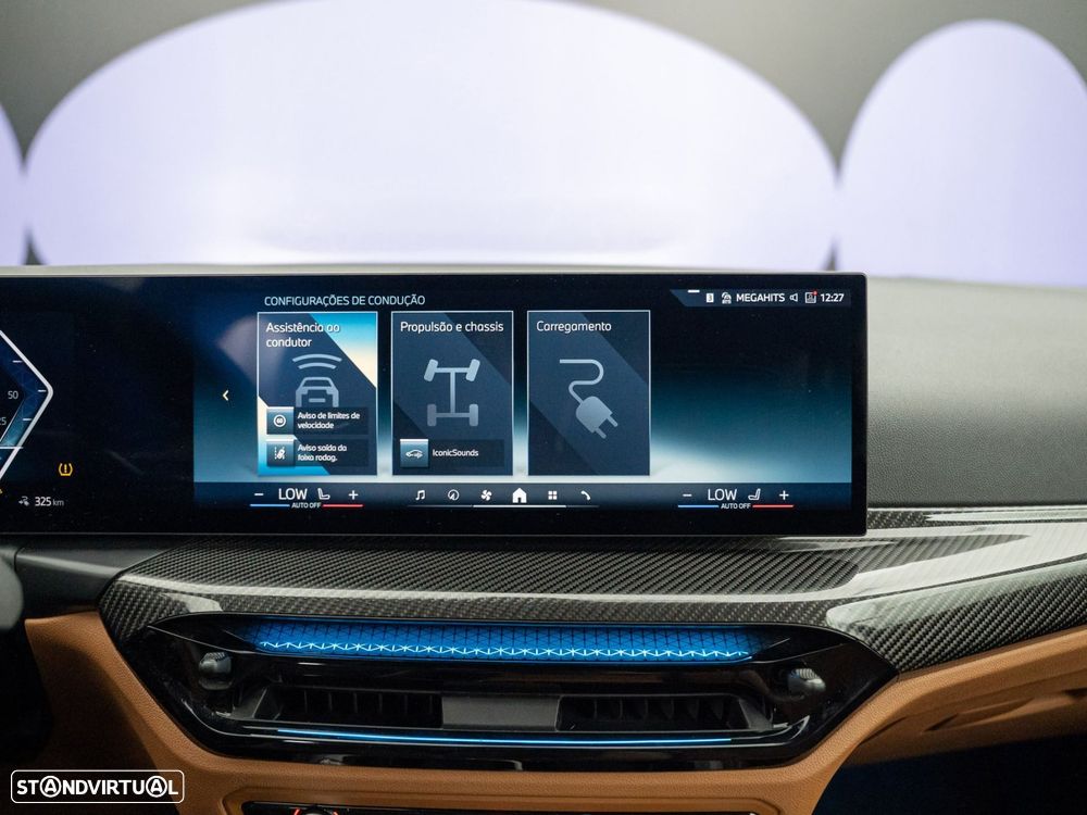BMW i4 - 40