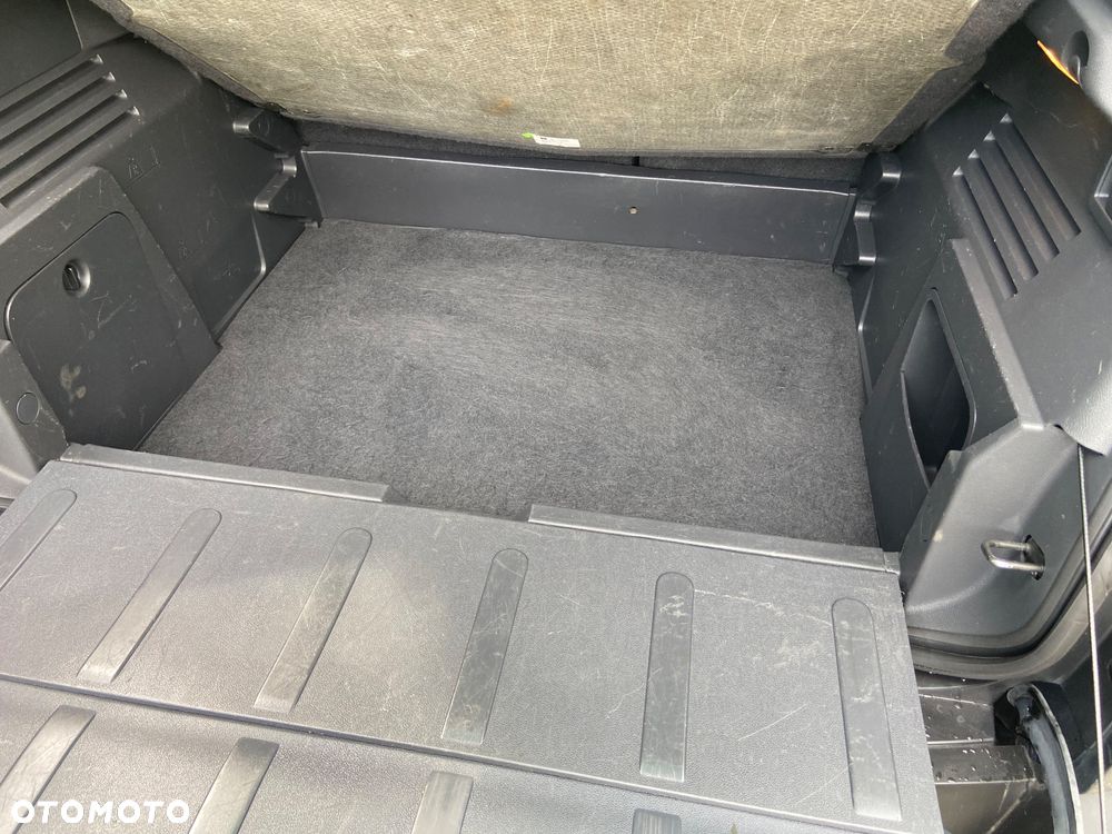 Peugeot 3008 1.6 BlueHDi Style S&S - 21