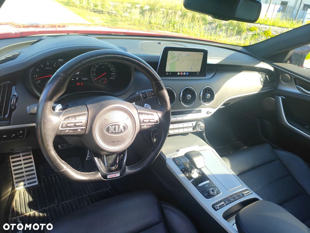 Kia Stinger - 34