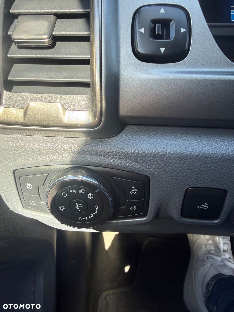 Ford Ranger Autm XLT - 32