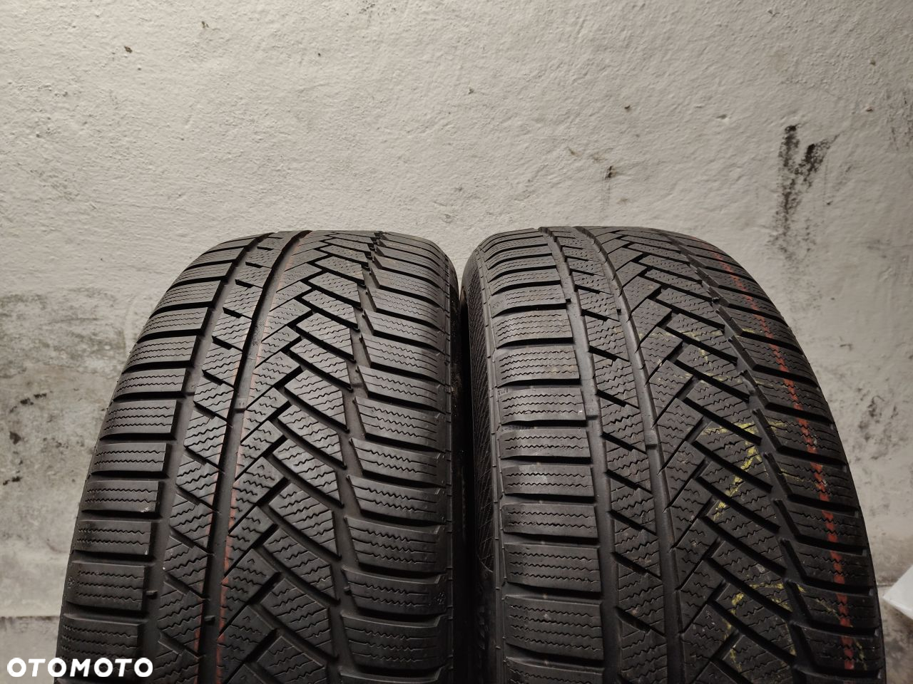 2x 245/45R19 opony zimowe Continental 6,7mm 2022 - 2