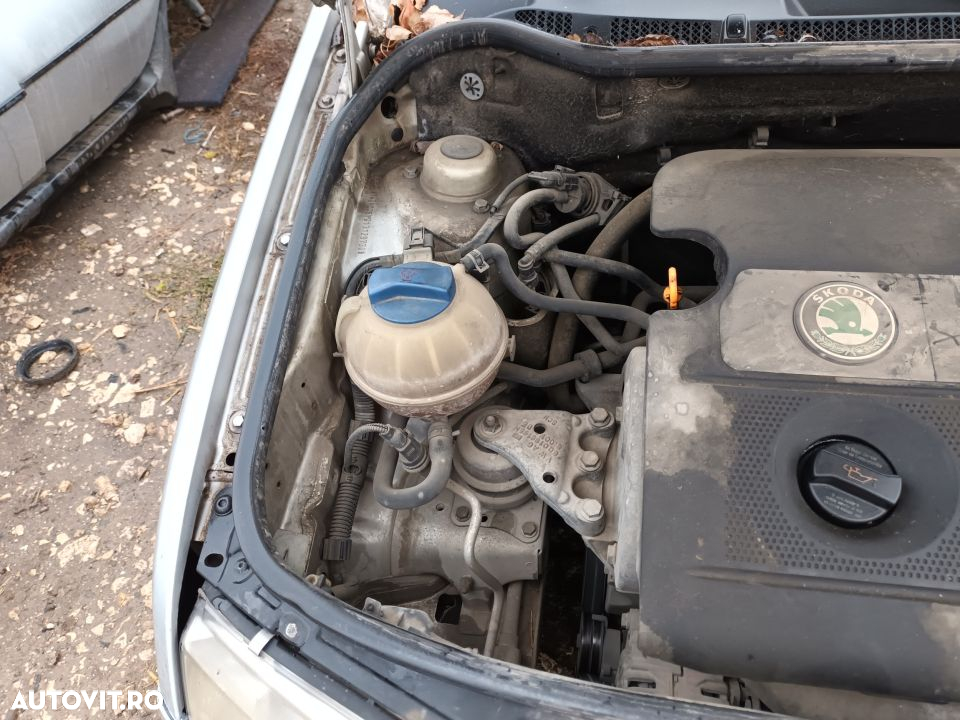 Dezmembrari  Skoda FABIA 1  1999  > 2008 1.4 16V Benzina - 3