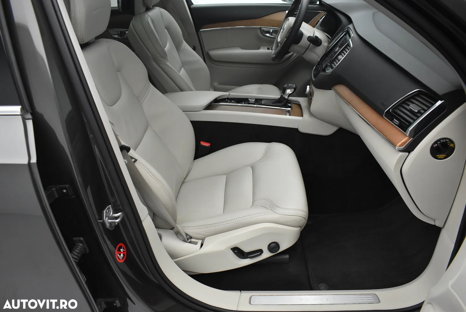 Volvo XC 90 D5 AWD Inscription - 12
