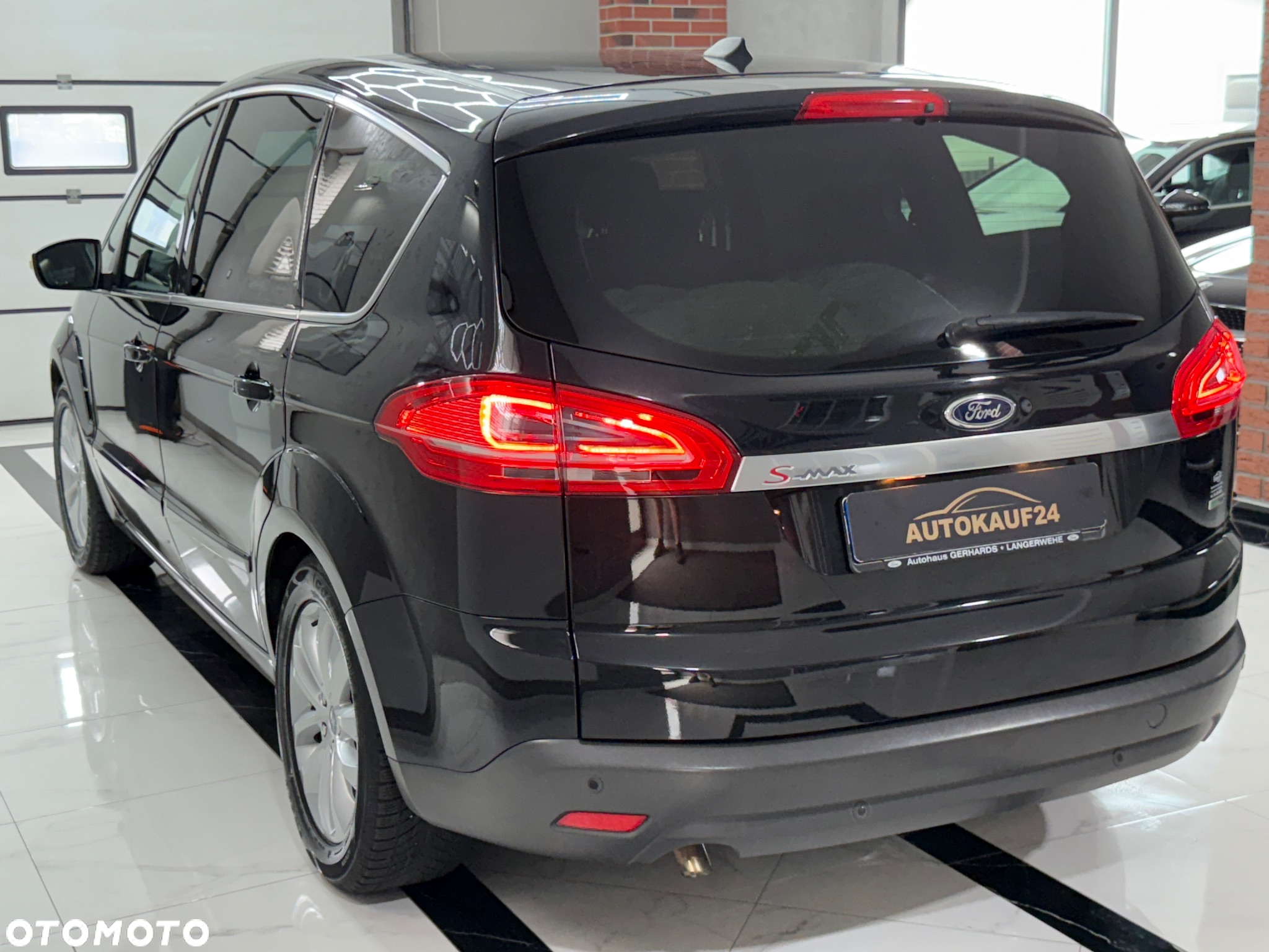 Ford S-Max 2.0 Titanium - 8