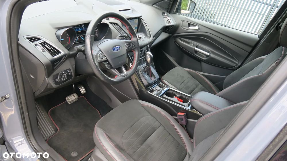 Ford Kuga - 22