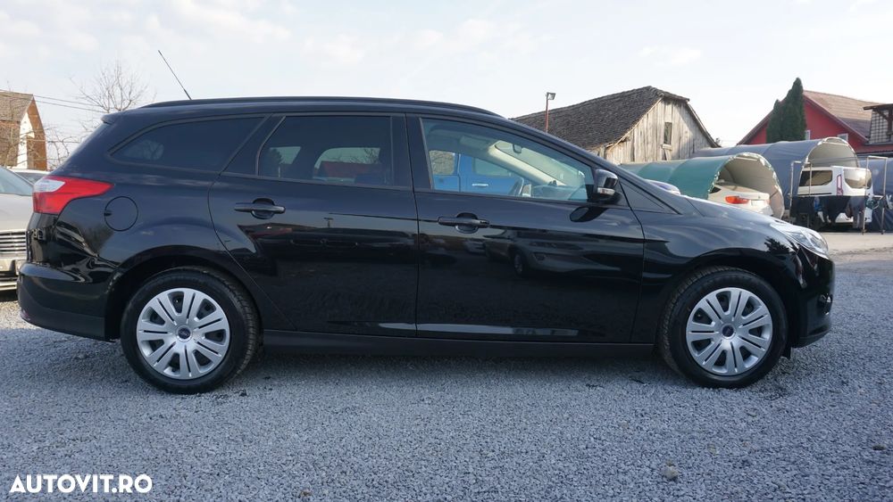 Ford Focus 1.0 EcoBoost Start-Stopp-System TREND - 4