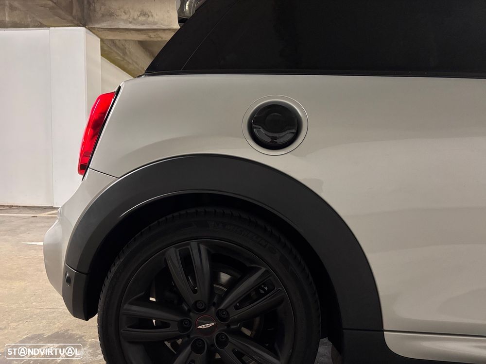 MINI 3 Portas Cooper S - 17