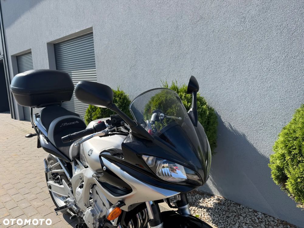 Yamaha FZ - 10