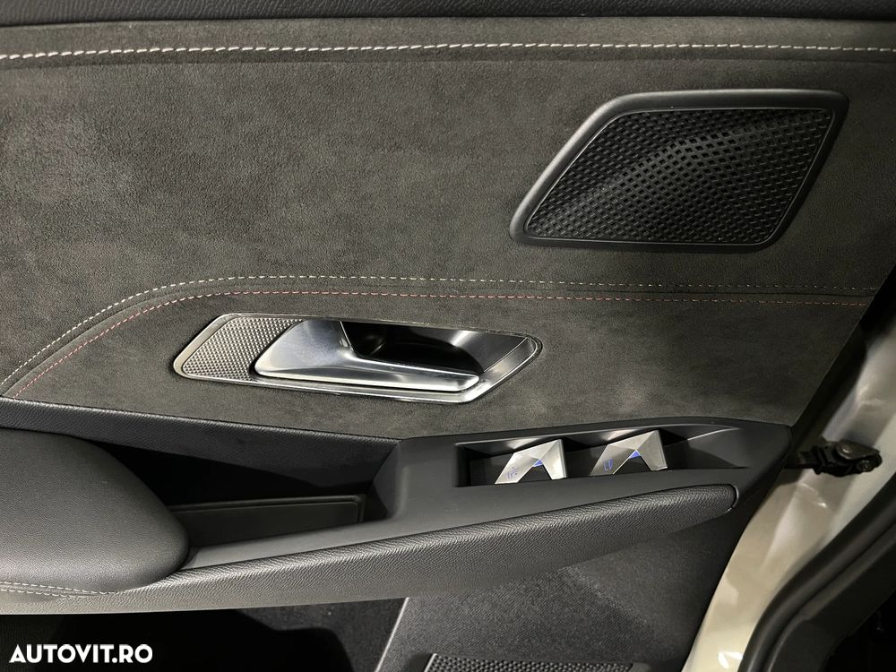 DS Automobiles DS 7 Crossback DS7 1.6 PHeV FWD 225 EAT8 PERFORMANCE LINE + - 30