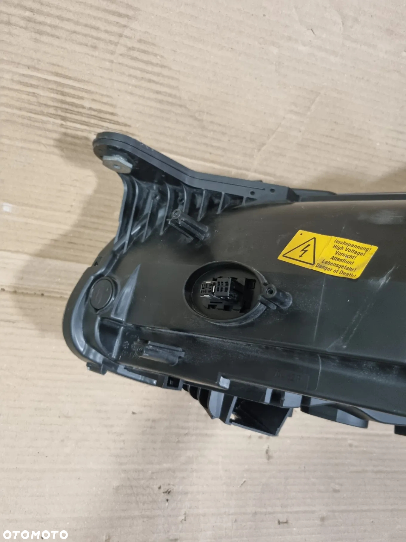 Lampa prawa Xenon Mercedes SLK W172 a1728207361 - 5