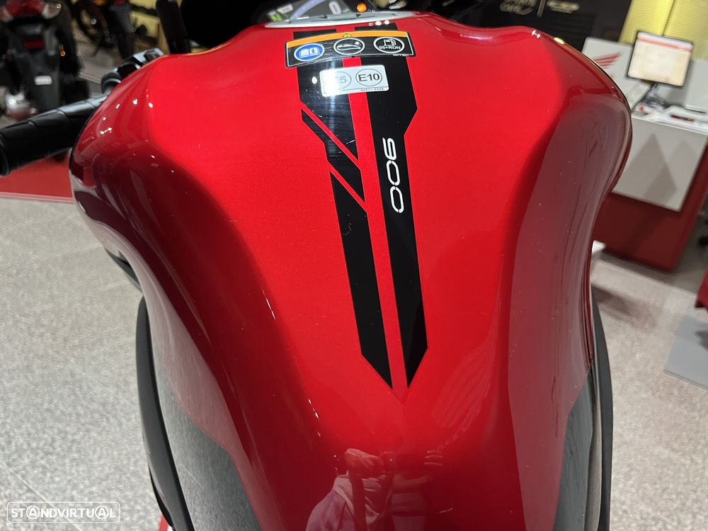 Kawasaki Z 900 PERFORMANCE - AKRAPOVIC !! - DESDE 139 EUR / MÊS !! - 37