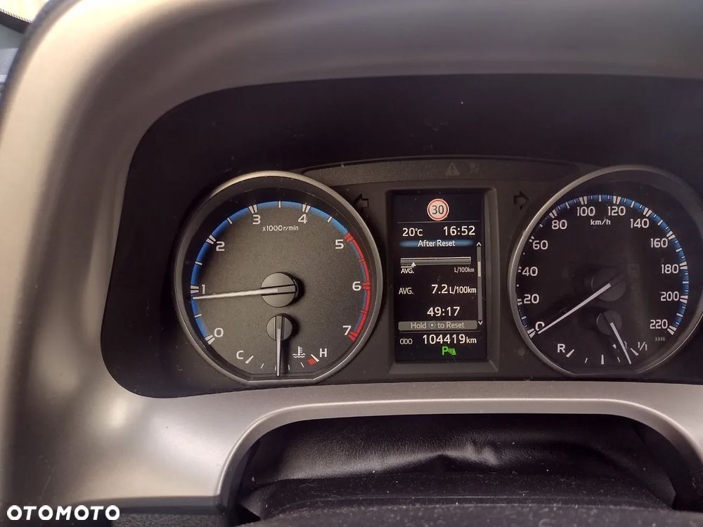 Toyota RAV4 2.0 D-4D Premium 4x2 - 17