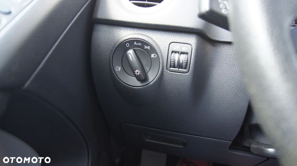 Volkswagen Tiguan 2.0 TDI DPF 4Motion Track & Field - 25
