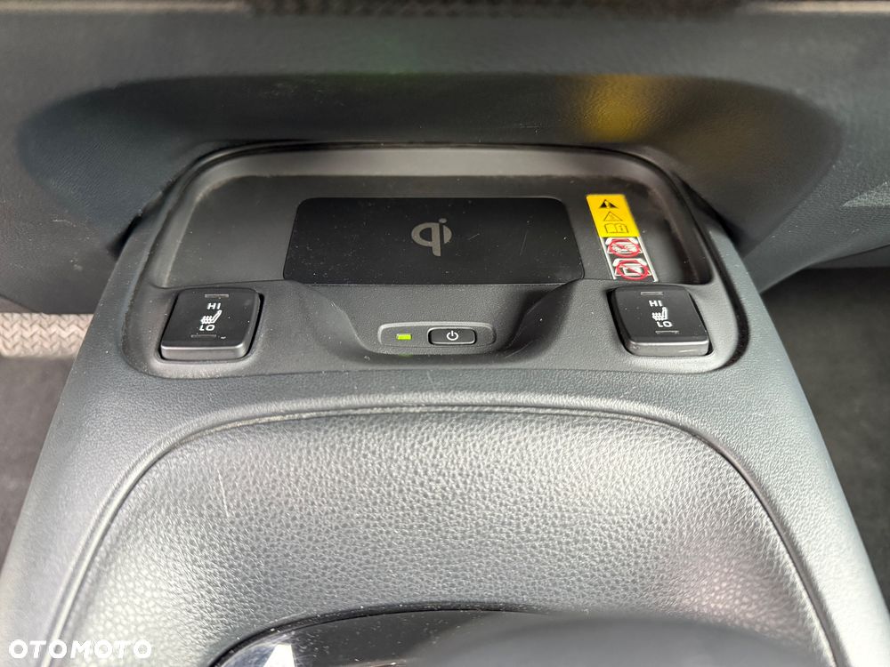 Toyota Corolla 1.8 Hybrid Comfort - 16