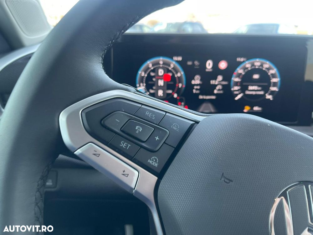 Volkswagen T-Roc 1.5 eTSI 115 CP DSG MHEV Life - 17