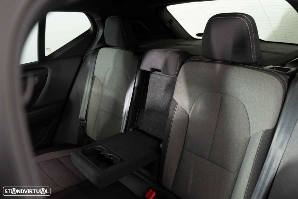 Volvo XC 40 1.5 T5 PHEV Momentum Plus - 11