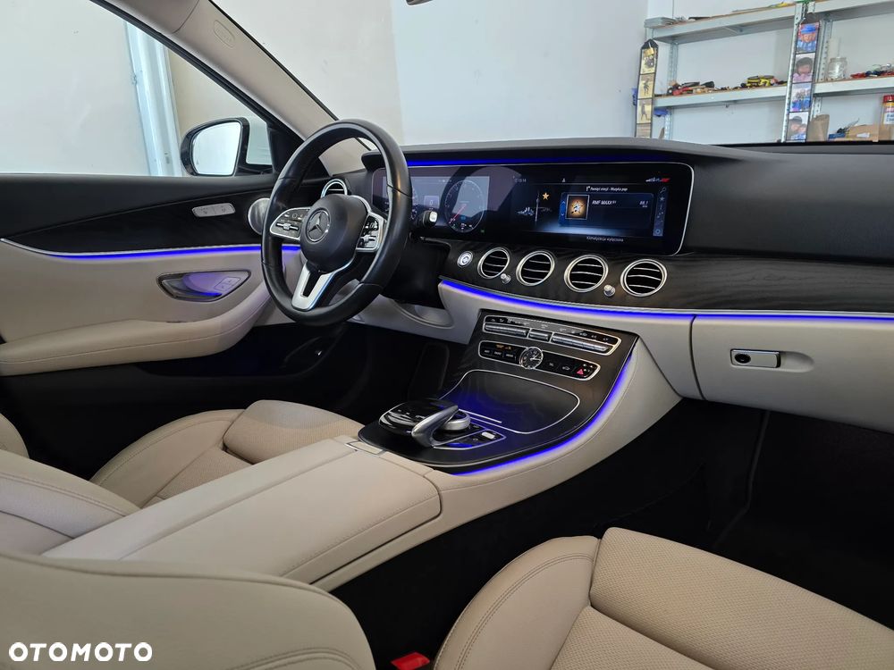 Mercedes-Benz Klasa E 300 de 9G-TRONIC Exclusive - 8
