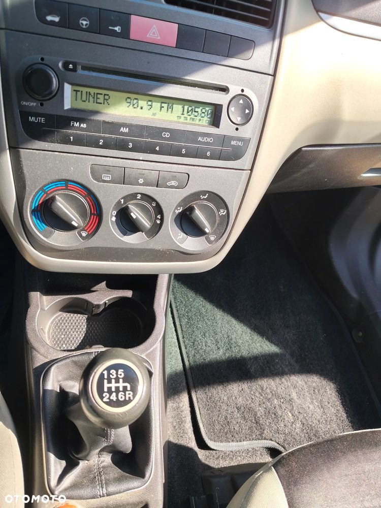 Fiat Punto - 12