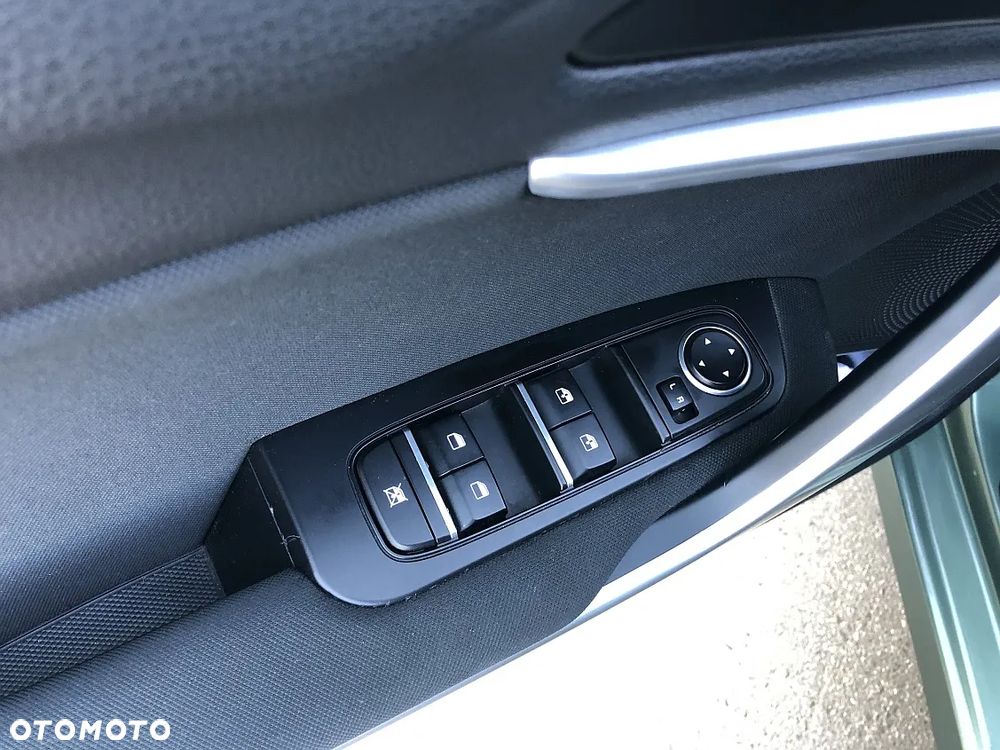 Kia Ceed 1.5 T-GDI L - 25