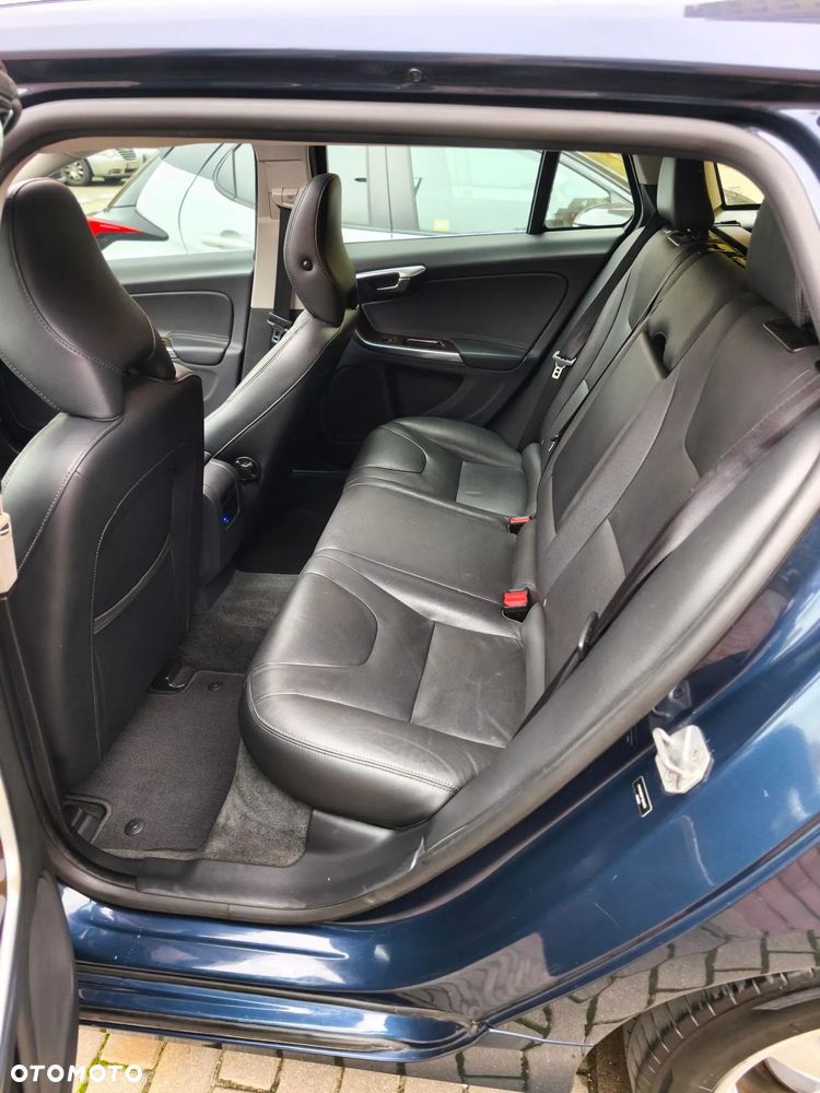 Volvo V60 T5 AWD Geartronic Inscription - 16