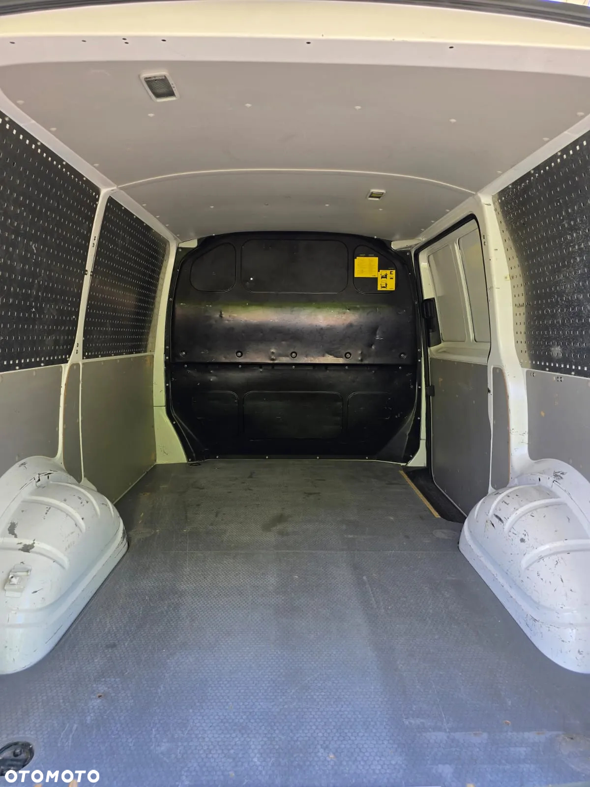 Volkswagen TRANSPORTER T6 - 11