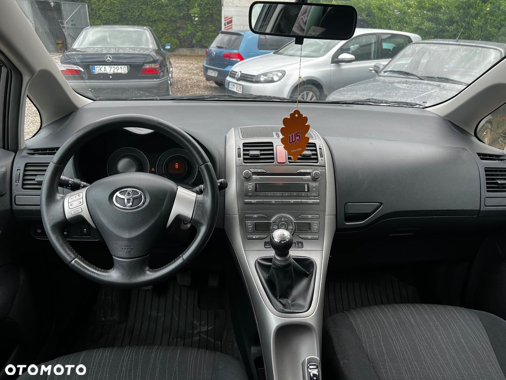 Toyota Auris 1.6 VVT-i Premium - 14