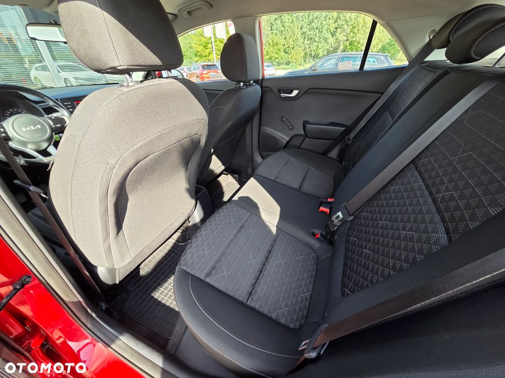 Kia Rio 1.2 M - 19