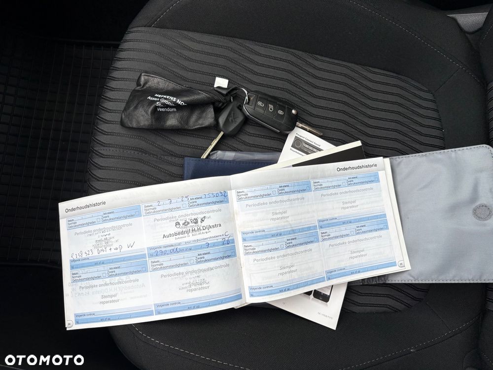 Peugeot 308 BlueHDi 150 Stop & Start Business-Line - 27