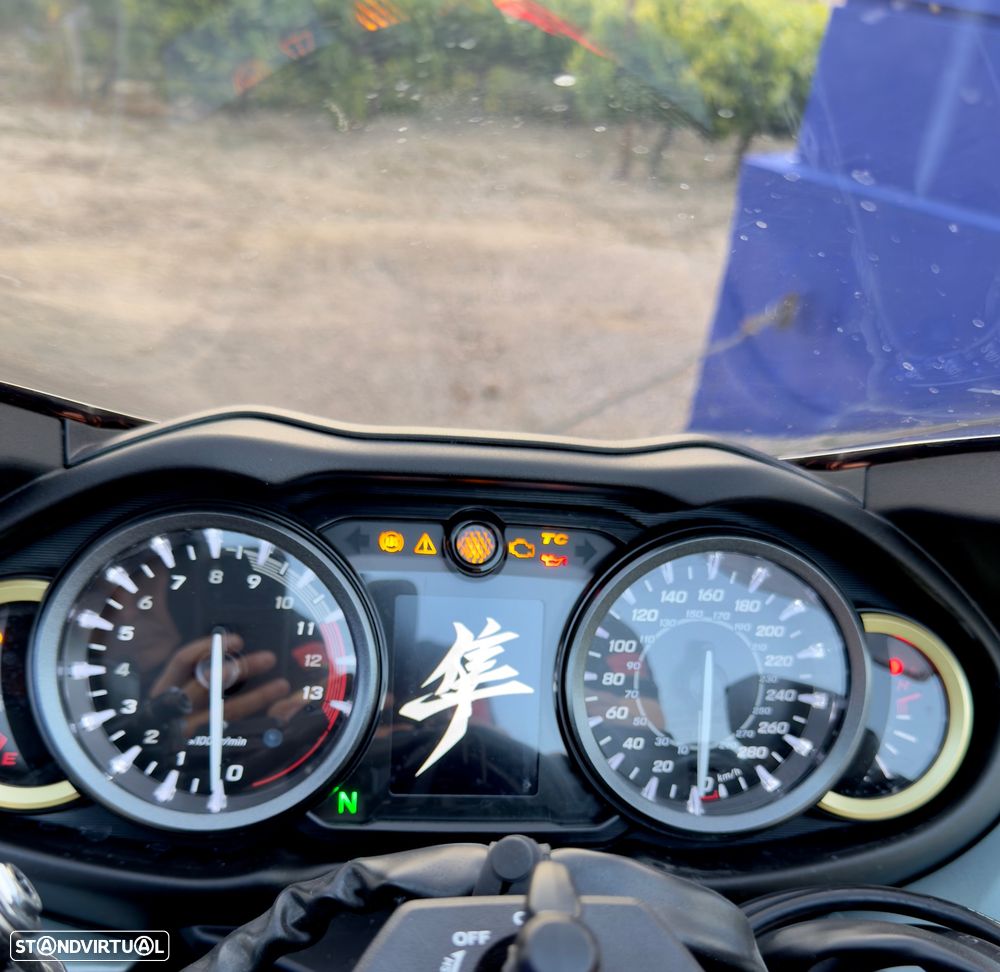 Suzuki Hayabusa - 5