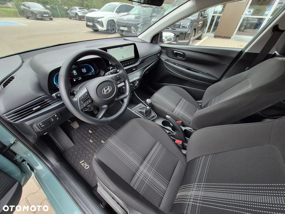 Hyundai i20 1.2 Pure - 11