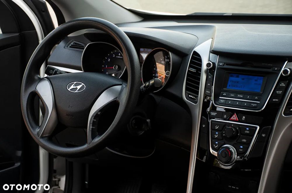 Hyundai i30 1.4 Comfort - 19