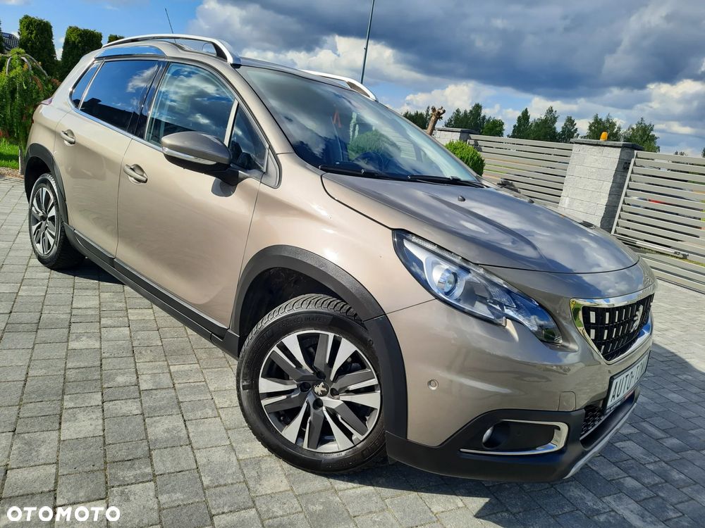Peugeot 2008 PureTech 110 Style - 4