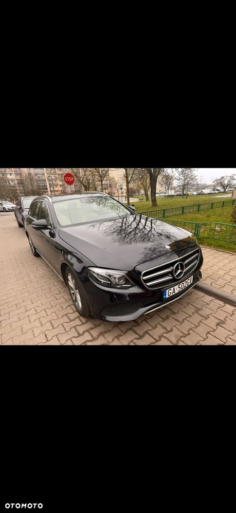 Mercedes-Benz Klasa E 220 d 9G-TRONIC - 3